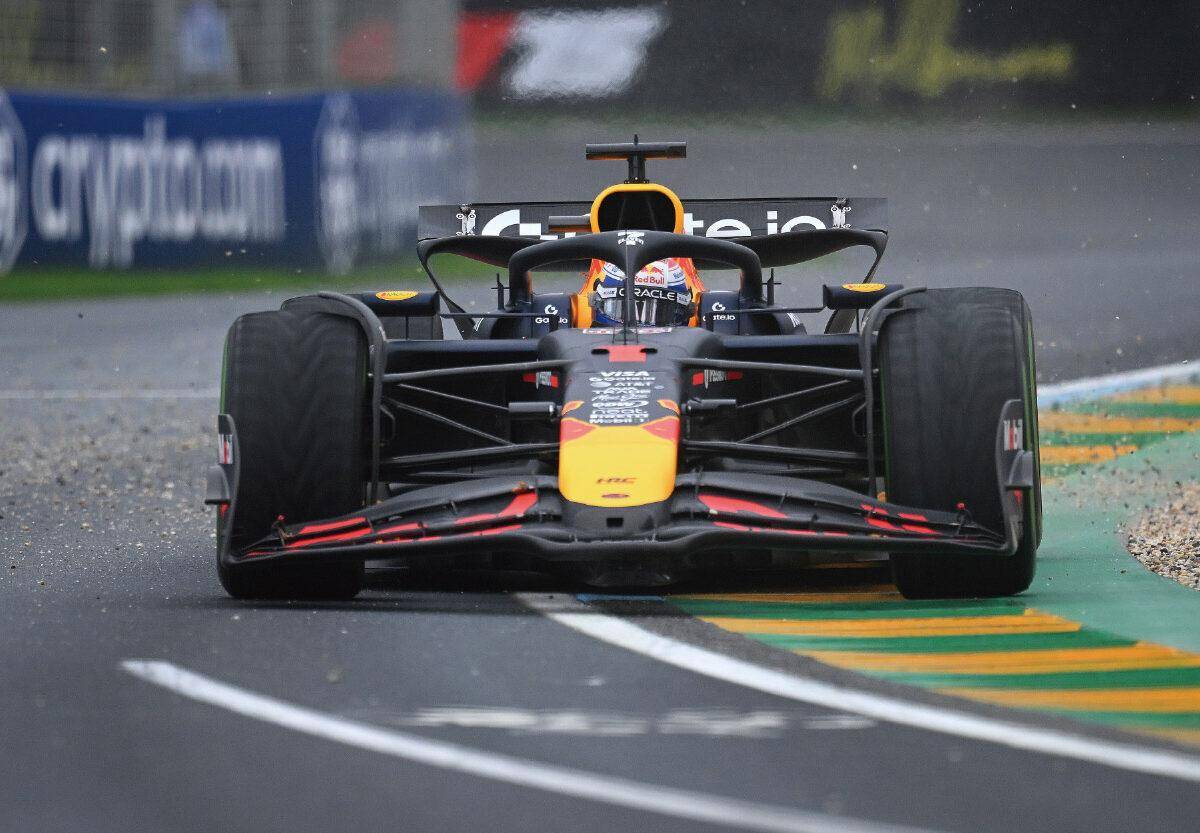 红牛车队横扫阿斯顿马丁,拉塞尔惊艳四座 红牛车队横扫阿斯顿马丁,拉塞尔惊艳四座