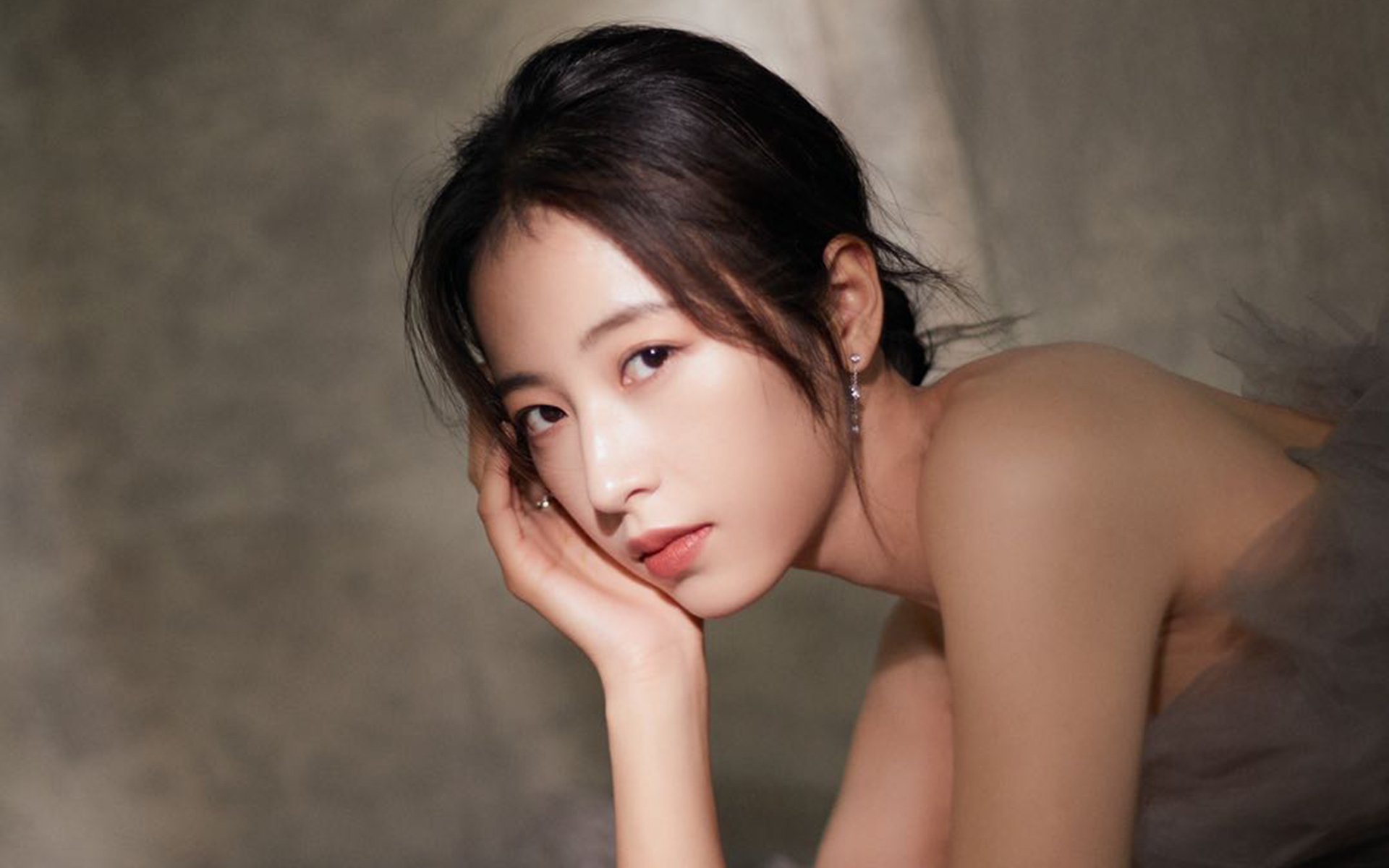 当蓝白星辰降临沙漠绿茵，一场友谊赛爆冷夜的奇迹公式—迪巴拉爆发，沙特翻盘哥斯达黎加